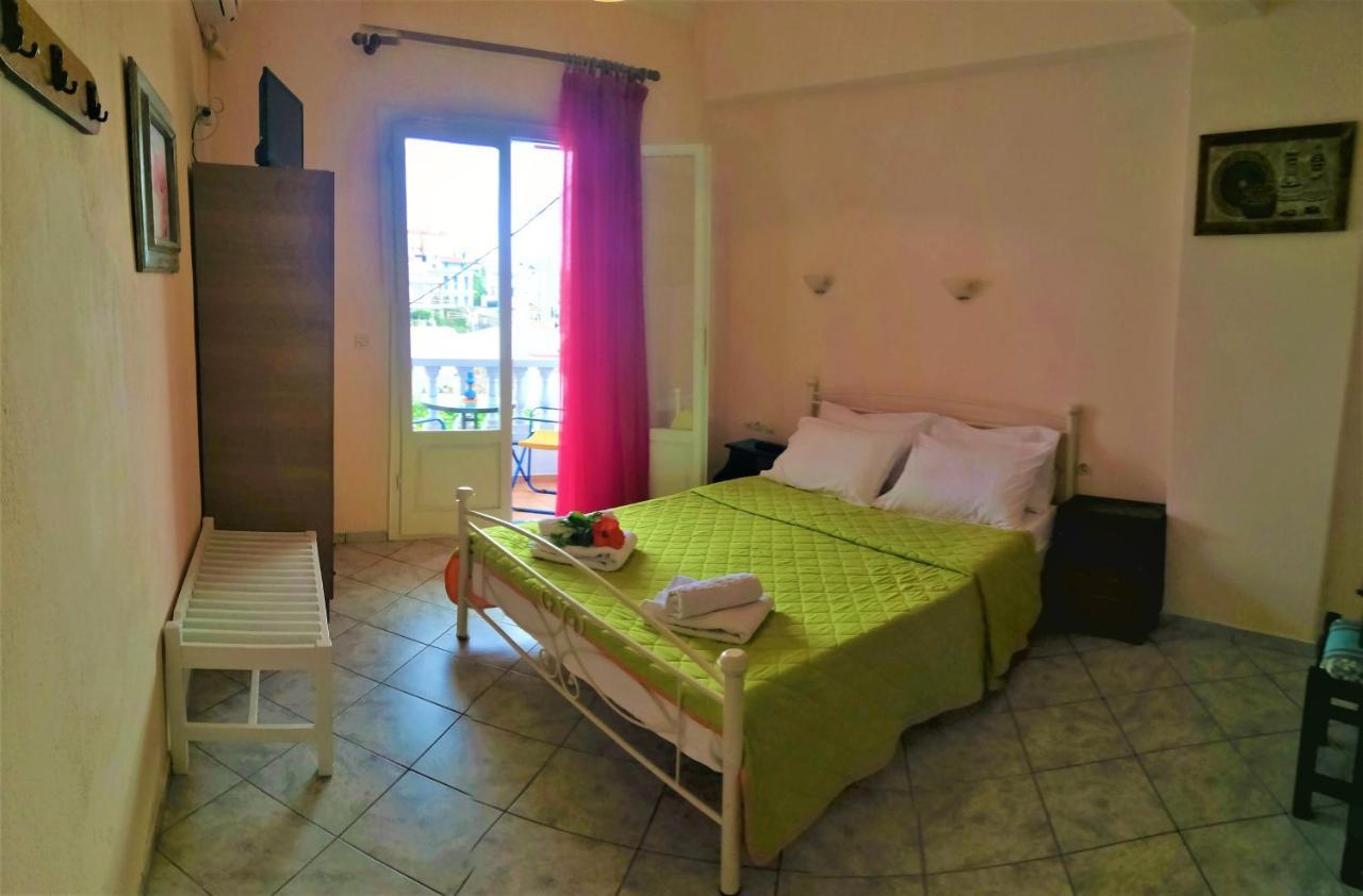Elli Rooms Patitíri Kültér fotó